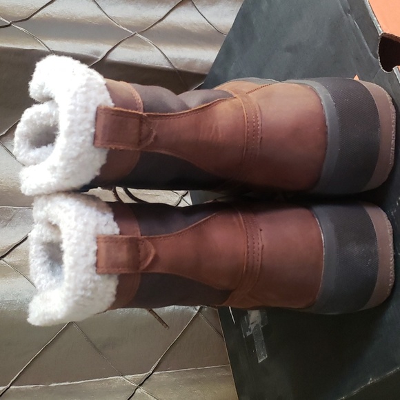 NWT- Merrell ‘Haven’ Mid Lace Polar Waterproof Boot - Picture 6 of 9